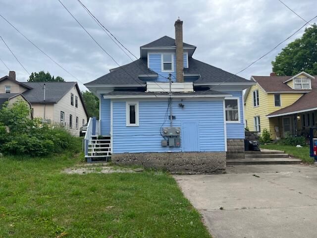 426 S Chestnut Street, Reed City, MI 49677
