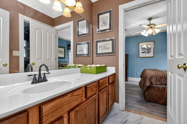 221 N Homestead Lane, Lancaster, KY 40444