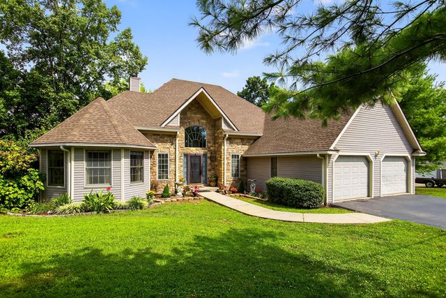 221 N Homestead Lane, Lancaster, KY 40444