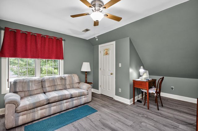 221 N Homestead Lane, Lancaster, KY 40444