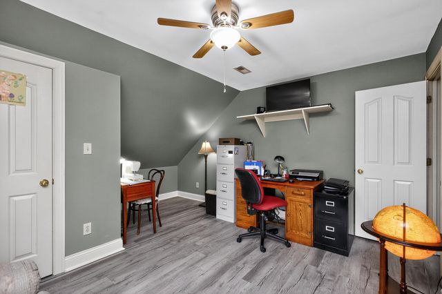 221 N Homestead Lane, Lancaster, KY 40444