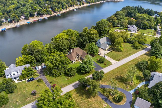 221 N Homestead Lane, Lancaster, KY 40444