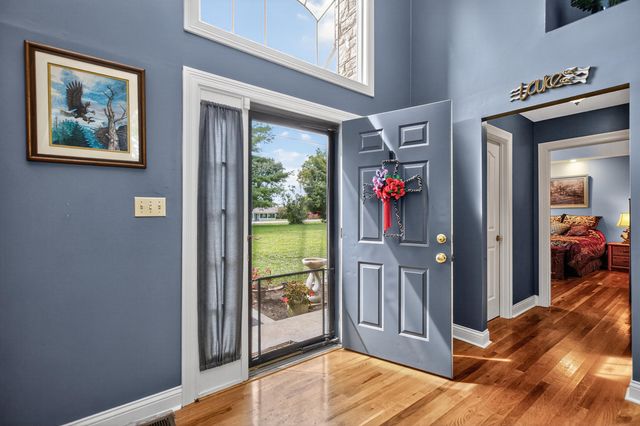 221 N Homestead Lane, Lancaster, KY 40444