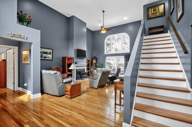 221 N Homestead Lane, Lancaster, KY 40444