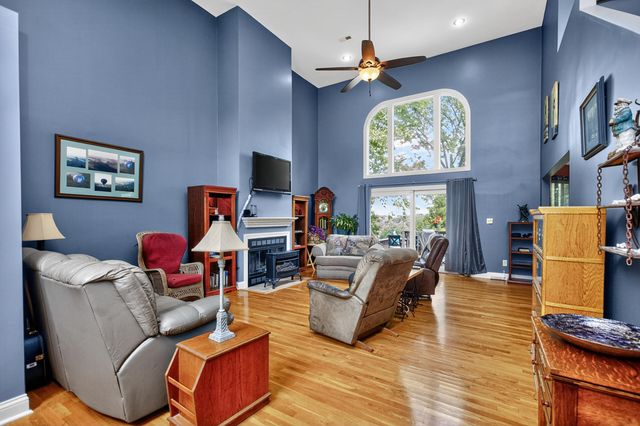 221 N Homestead Lane, Lancaster, KY 40444