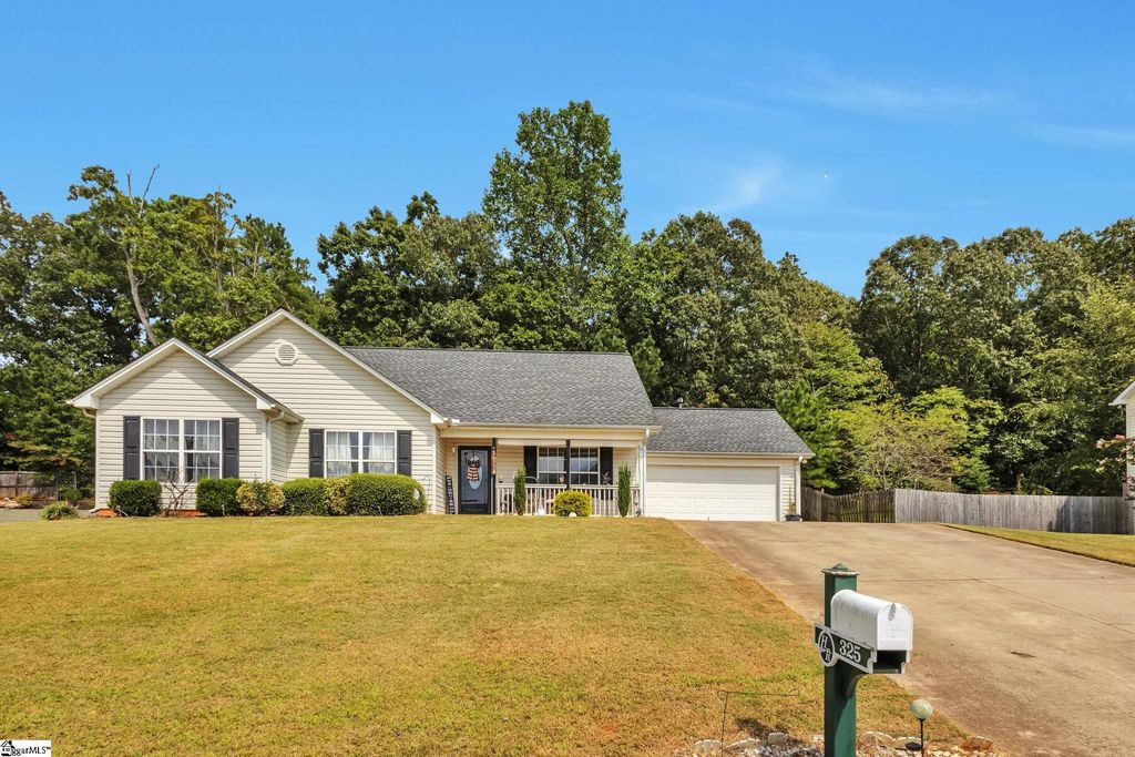 325 Marble Lane, Boiling Springs, SC 29316