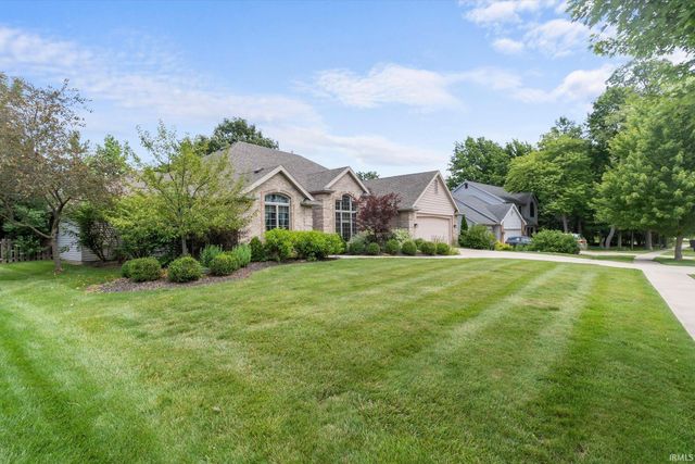 10034 White Cedar Road, Fort Wayne, IN 46804