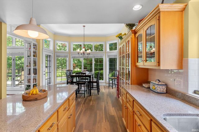10034 White Cedar Road, Fort Wayne, IN 46804