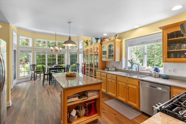 10034 White Cedar Road, Fort Wayne, IN 46804