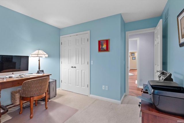 10034 White Cedar Road, Fort Wayne, IN 46804