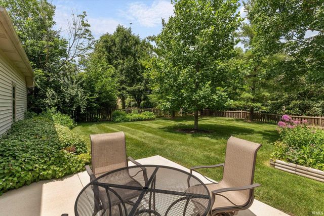 10034 White Cedar Road, Fort Wayne, IN 46804