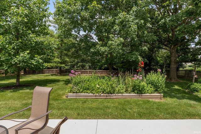 10034 White Cedar Road, Fort Wayne, IN 46804