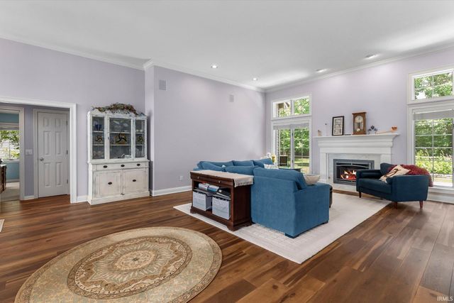 10034 White Cedar Road, Fort Wayne, IN 46804