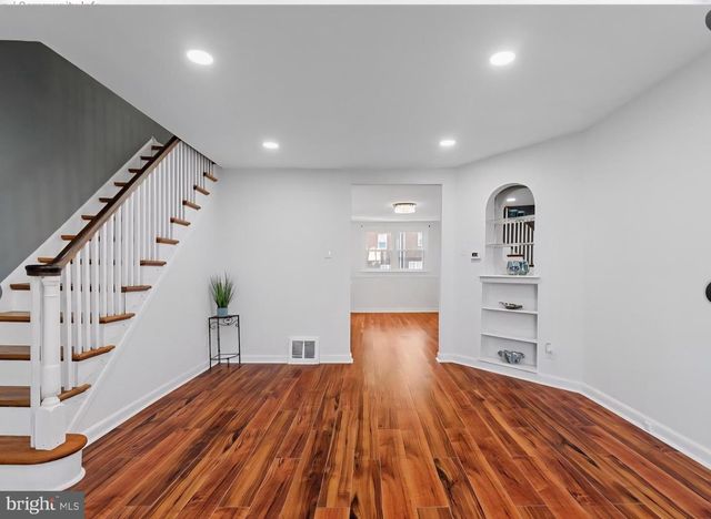 8332 FORREST AVE, Philadelphia, PA 19150