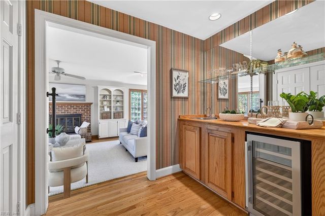 1241 E Bay Shore DR, Virginia Beach, VA 23451