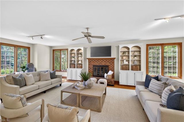 1241 E Bay Shore DR, Virginia Beach, VA 23451