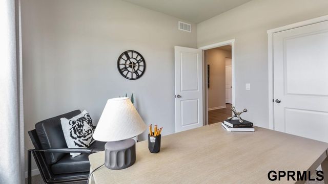 12408 S 205TH Avenue, Gretna, NE 68028