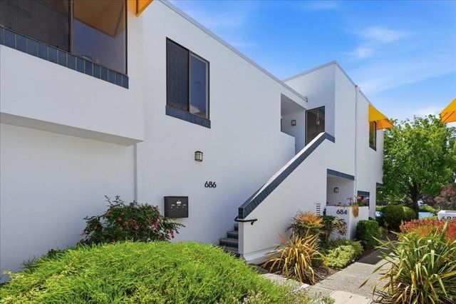 686 Portofino Lane, Foster City, CA 94404