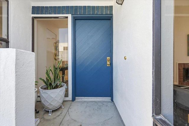 686 Portofino Lane, Foster City, CA 94404