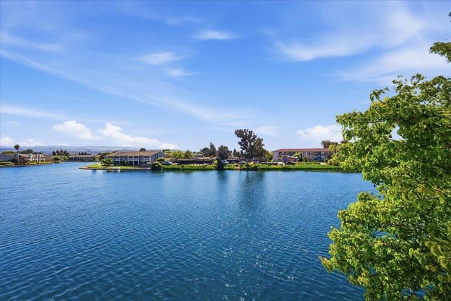 686 Portofino Lane, Foster City, CA 94404