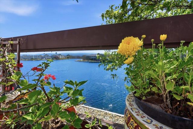 686 Portofino Lane, Foster City, CA 94404