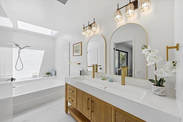 686 Portofino Lane, Foster City, CA 94404