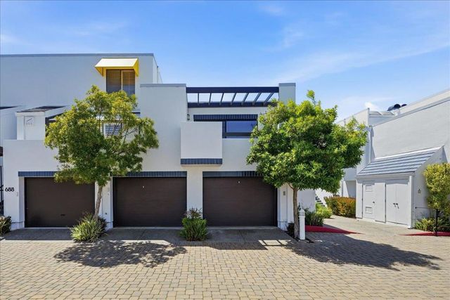 686 Portofino Lane, Foster City, CA 94404