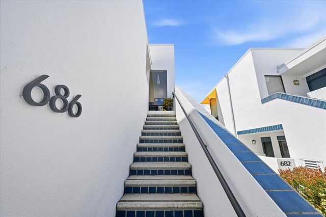 686 Portofino Lane, Foster City, CA 94404