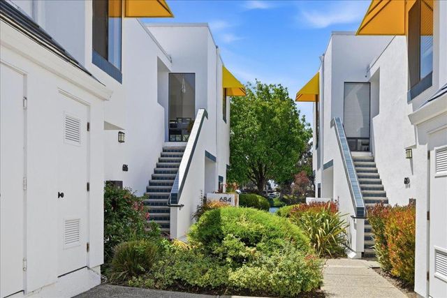 686 Portofino Lane, Foster City, CA 94404
