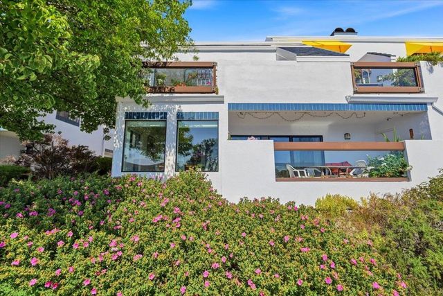 686 Portofino Lane, Foster City, CA 94404