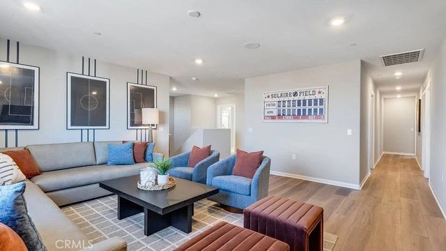 7462 Bucknell Avenue, Hesperia, CA 92345