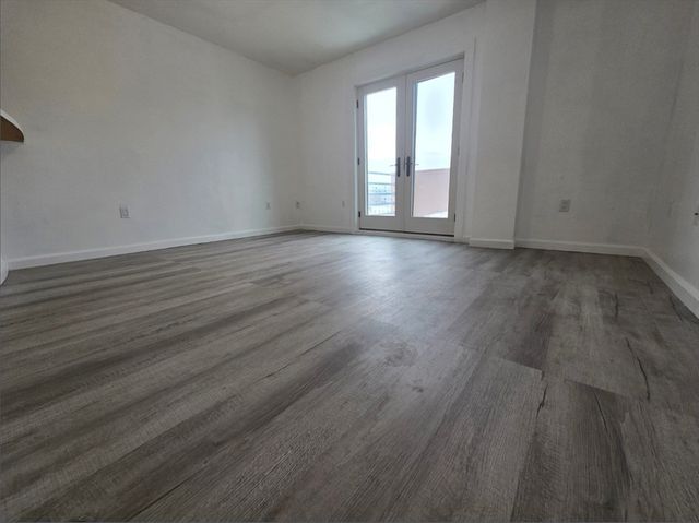 165 Cottage St 706, Chelsea, MA 02150