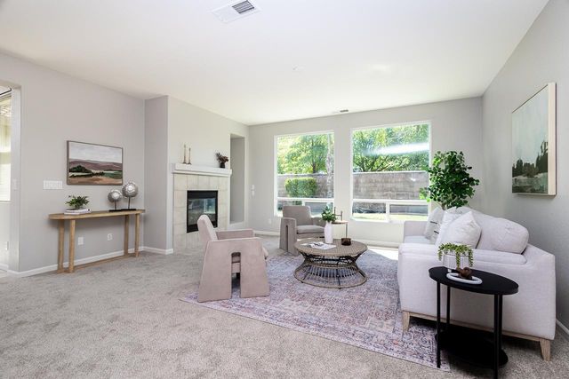 1165 Southwick Ln, Lincoln, CA 95648