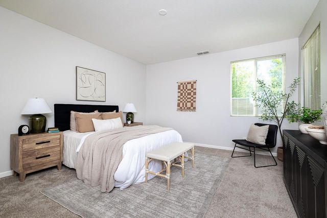 1165 Southwick Ln, Lincoln, CA 95648