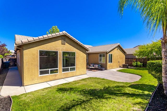 1165 Southwick Ln, Lincoln, CA 95648
