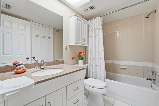 3034 EASTLAND BOULEVARD D206, Clearwater, FL 33761