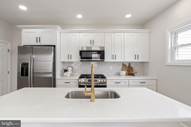 107 BRADFORD AVE, Downingtown, PA 19335