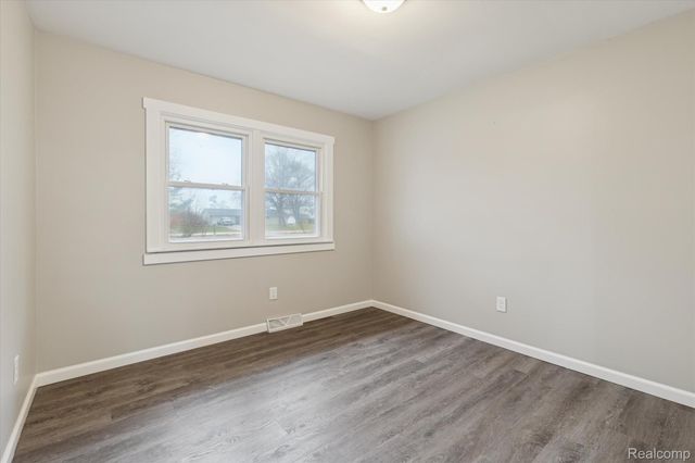 15635 Martinsville Road, Van Buren Charter Township, MI 48111