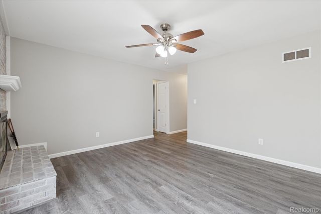 15635 Martinsville Road, Van Buren Charter Township, MI 48111