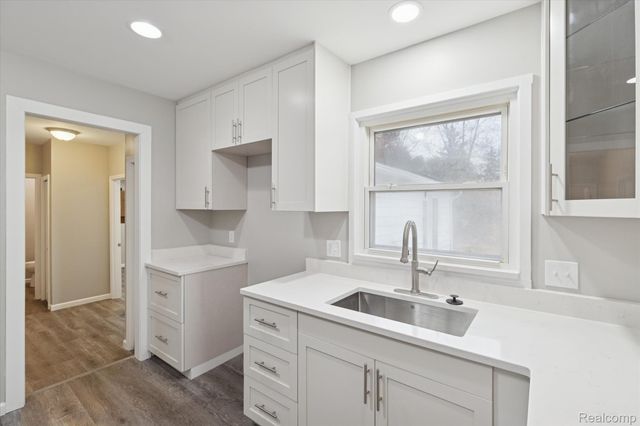 15635 Martinsville Road, Van Buren Charter Township, MI 48111