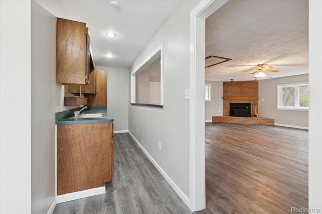 15635 Martinsville Road, Van Buren Charter Township, MI 48111