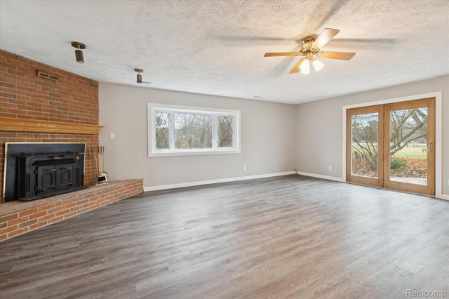 15635 Martinsville Road, Van Buren Charter Township, MI 48111