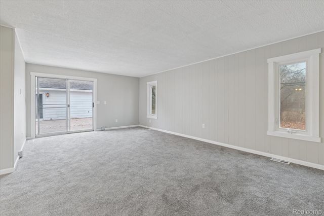 15635 Martinsville Road, Van Buren Charter Township, MI 48111