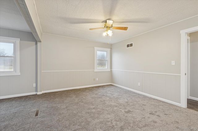 15635 Martinsville Road, Van Buren Charter Township, MI 48111