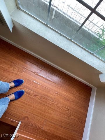 2807 Beaconfalls Way, Las Vegas, NV 89142