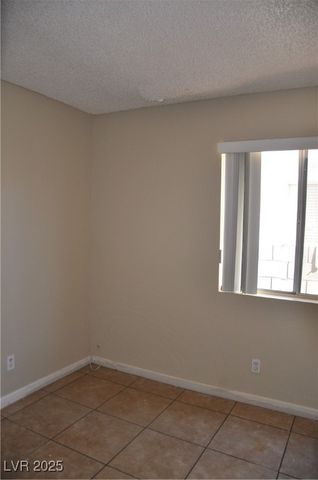 2807 Beaconfalls Way, Las Vegas, NV 89142