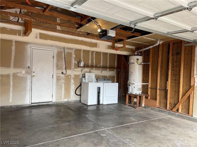 2807 Beaconfalls Way, Las Vegas, NV 89142