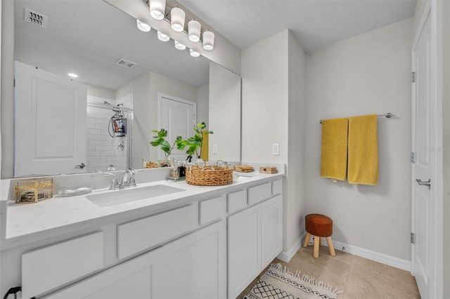 11139 RISING SUN STREET, Orlando, FL 32829