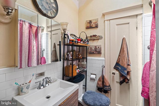 1928 W GODFREY AVE, Philadelphia, PA 19141
