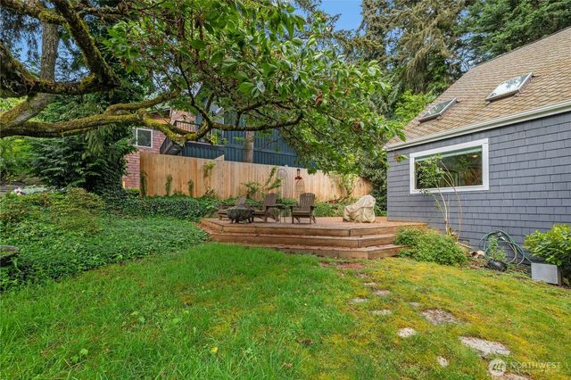 11750 73rd Place NE, Kirkland, WA 98034